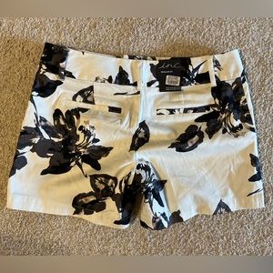 NWT beautiful INC shorts size 4